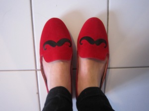Cute mustache shoes from the Zara!